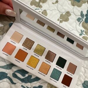 ICONIC London Eyeshadow